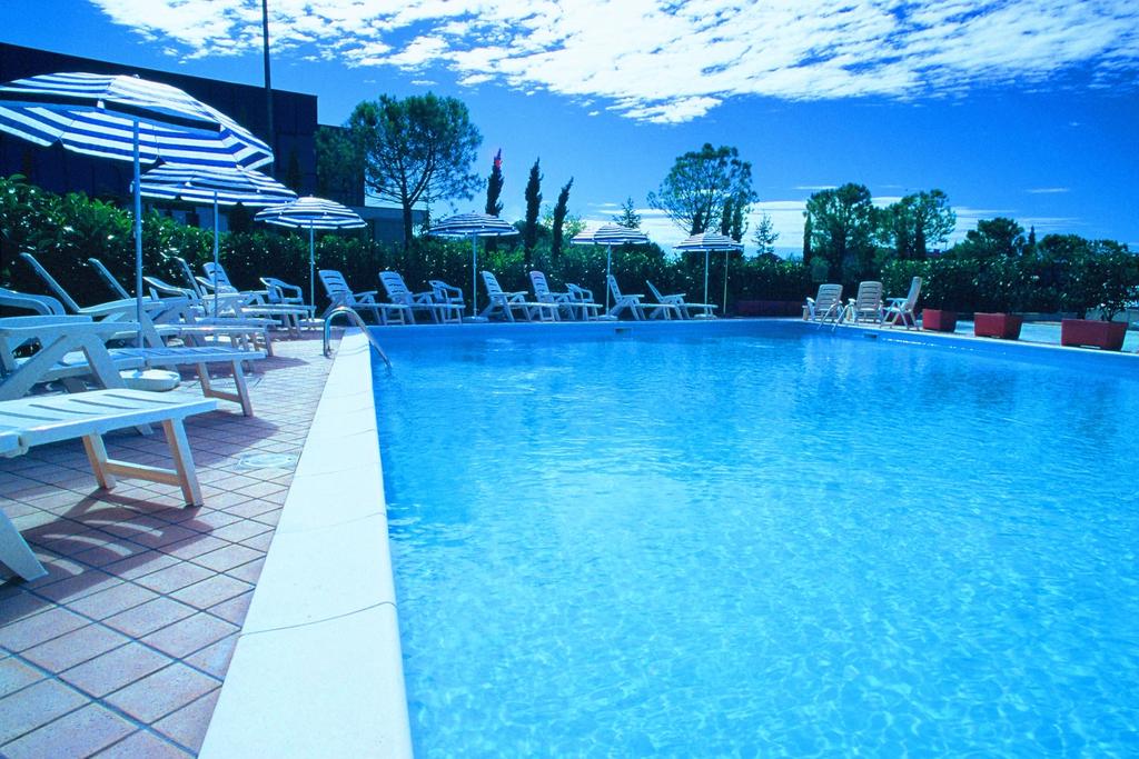 Residence Nuove Terme Sirmione, Booking, Reviews, Lago di Garda, Lake Garda, Gardasee