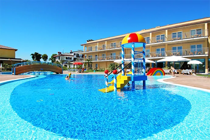 Hotel Bella Italia Peschiera del Garda, Reserva, Comentarios, Lago di Garda, Lake Garda, lago de Garda Hotel Bella Italia Peschiera del Garda, Booking, Reviews, Lago di Garda, Lake Garda, Gardasee