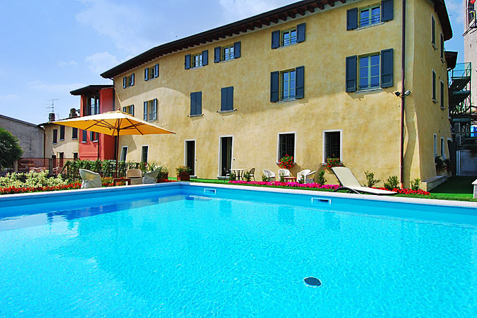 Apartments Villa Antica Torre San Felice del Benaco, Booking, Reviews, Lago di Garda, Lake Garda, Gardasee