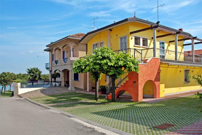 Villa Sara Sirmione Bed and Breakfast, on-line, recenze, Lago di Garda, Lake Garda, Lake Garda Villa Sara Sirmione Bed and Breakfast, Booking, Reviews, Lago di Garda, Lake Garda, Gardasee