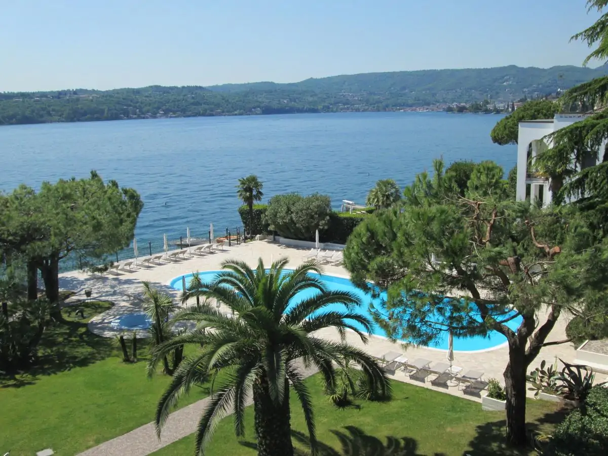 Golden Beach Hotel17;Charming &amCharmepBuchungBoutiqueungene, Booking, Reviews, Lago di Gardaseeake Garda, Gardasee Hotel Spiaggia d'Oro - Charme & Boutique, Booking, Reviews, Lago di Garda, Lake Garda, Gardasee