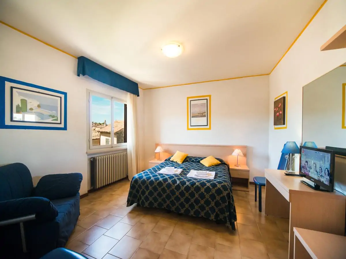 hotel central, Lago di Garda, Lake Garda, lago de Garda Albergo Centrale, Lago di Garda, Lake Garda, Gardasee