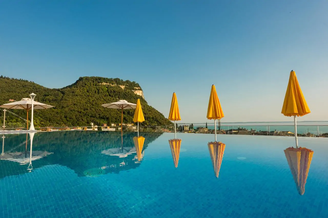 Sky Pool Hotel Sole Garda, Lago di Garda, Lake Garda, Gardasee Sky Pool Hotel Sole Garda, Lago di Garda, Lake Garda, Gardasee