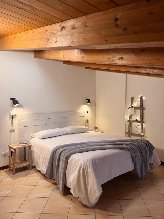 Adelaide in collina, cozy home - holiday apartments in Volta Mantovana Lake Garda