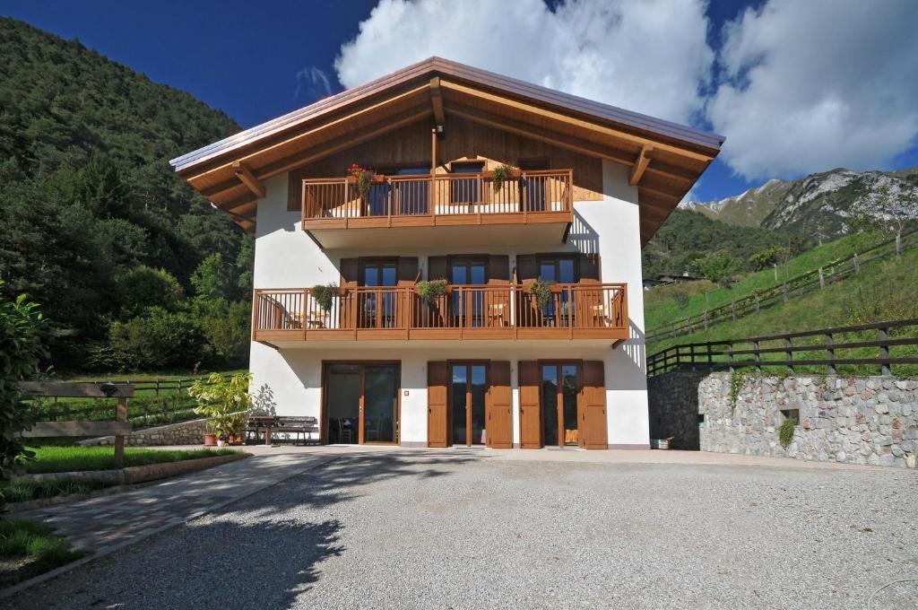 B&B Ledro Affittacamere - bed and breakfast in Valle di Ledro Lake Garda