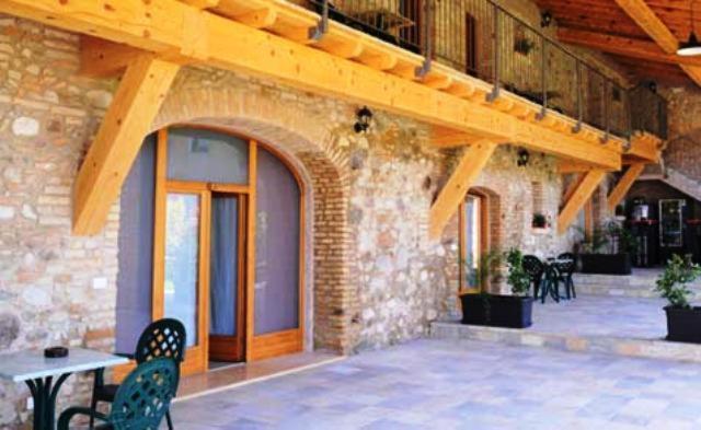 Agriturismo Corte La Sacca - farm holidays in Pozzolengo Lake Garda