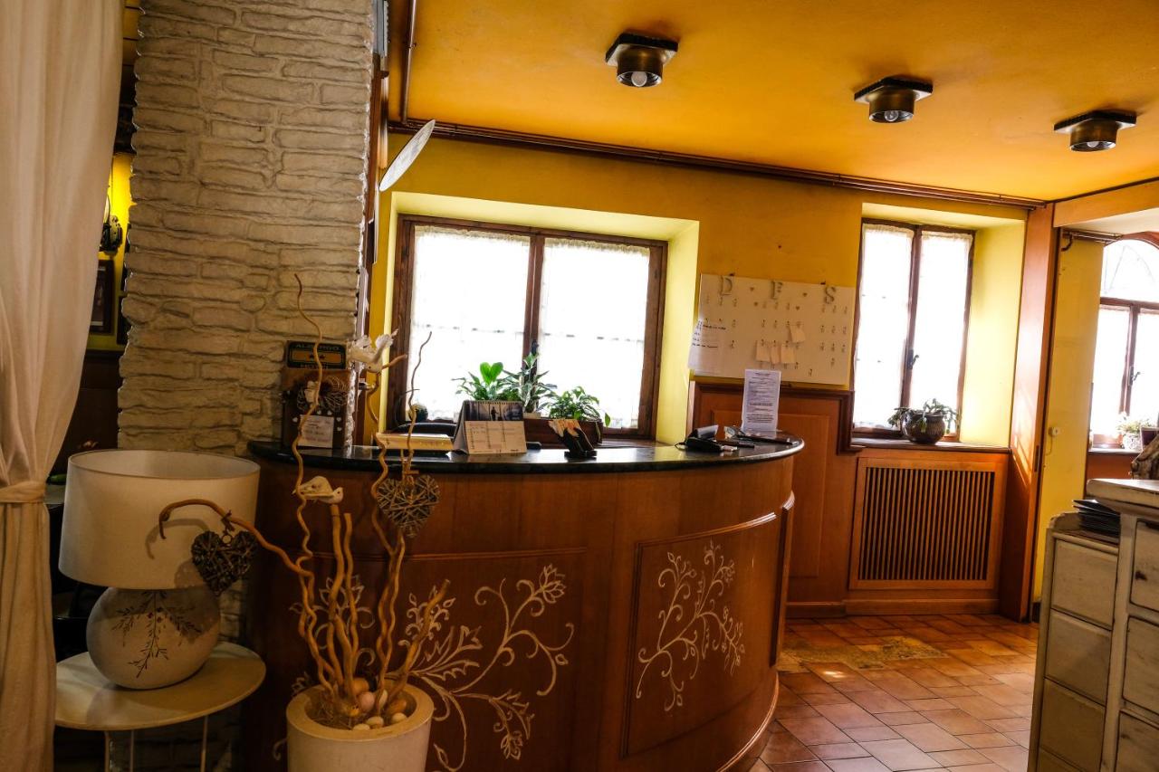 Locanda al Caminetto - 2 star hotels in Monzambano Lake Garda