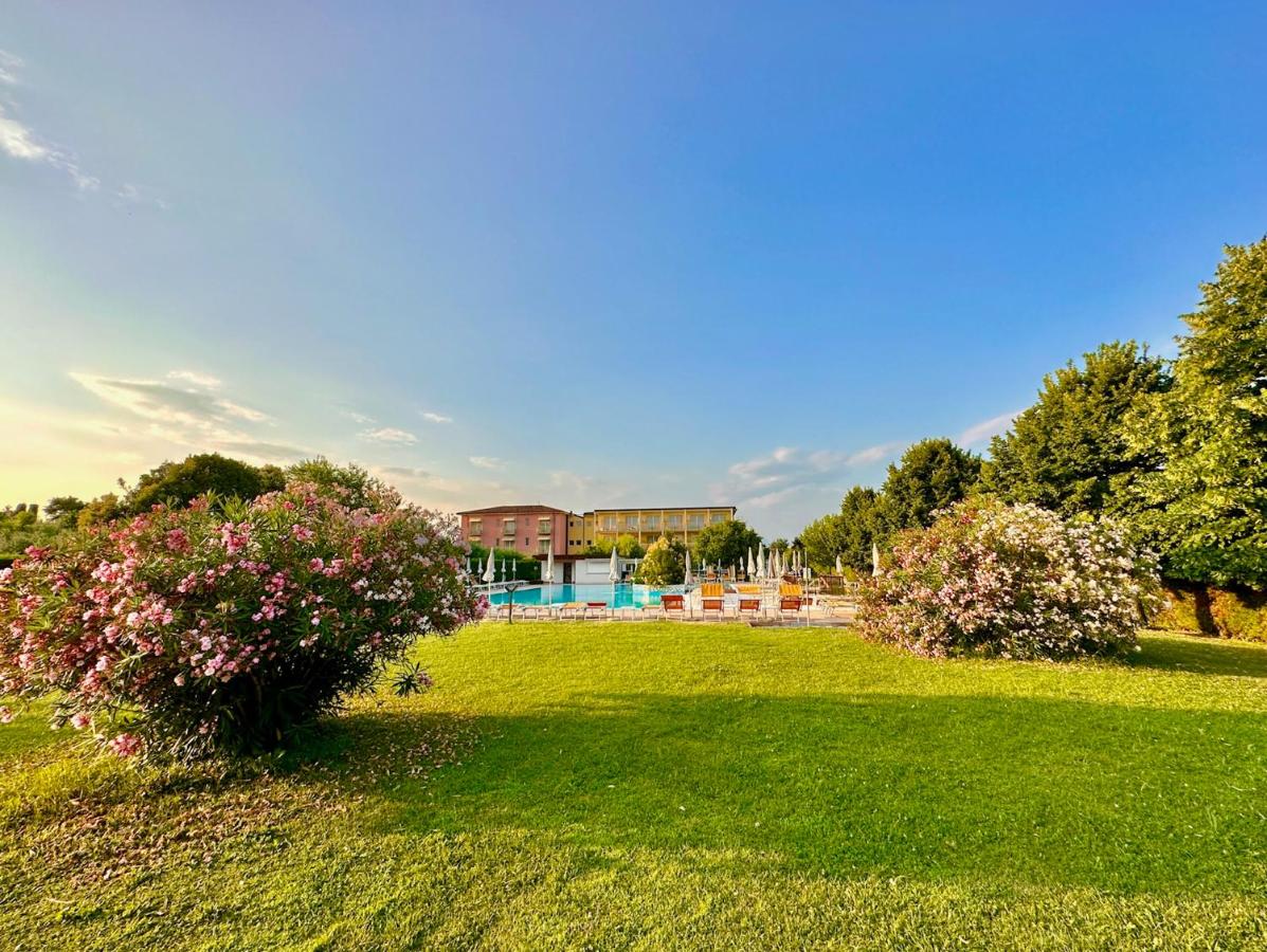 Hotel Bella Lazise - 4 star hotels in Lazise Lake Garda