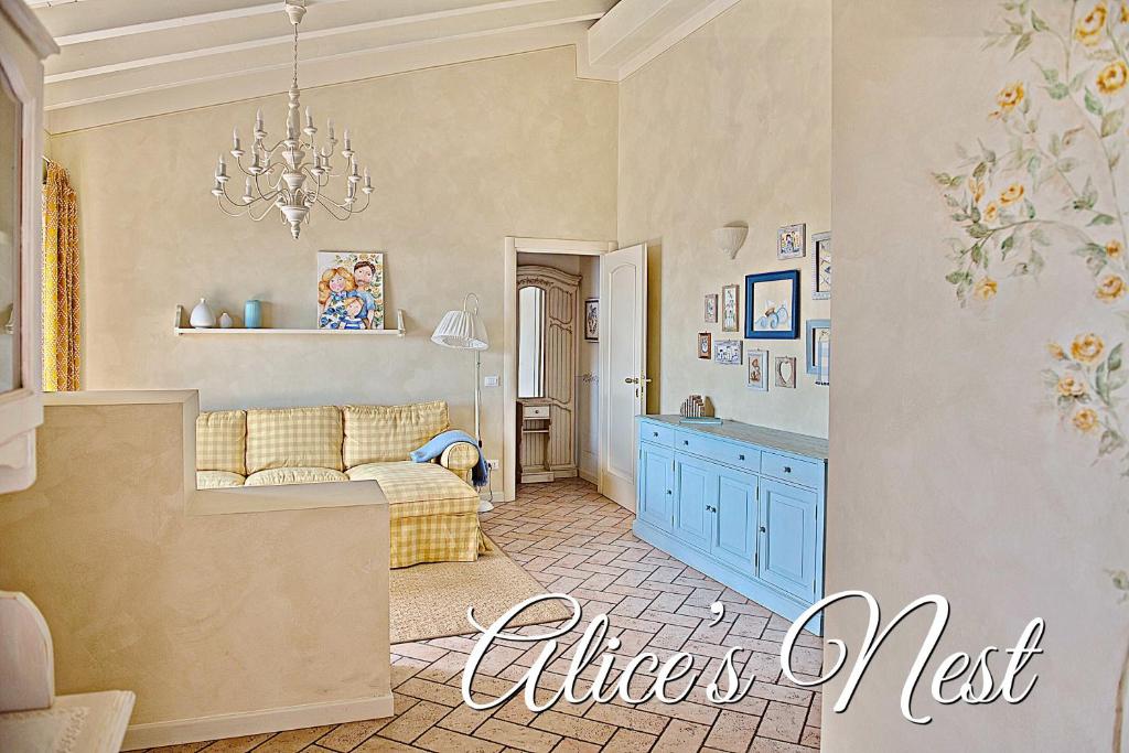 Alice's Nest-Lake View House - accommodation in Padenghe sul Garda Lake Garda