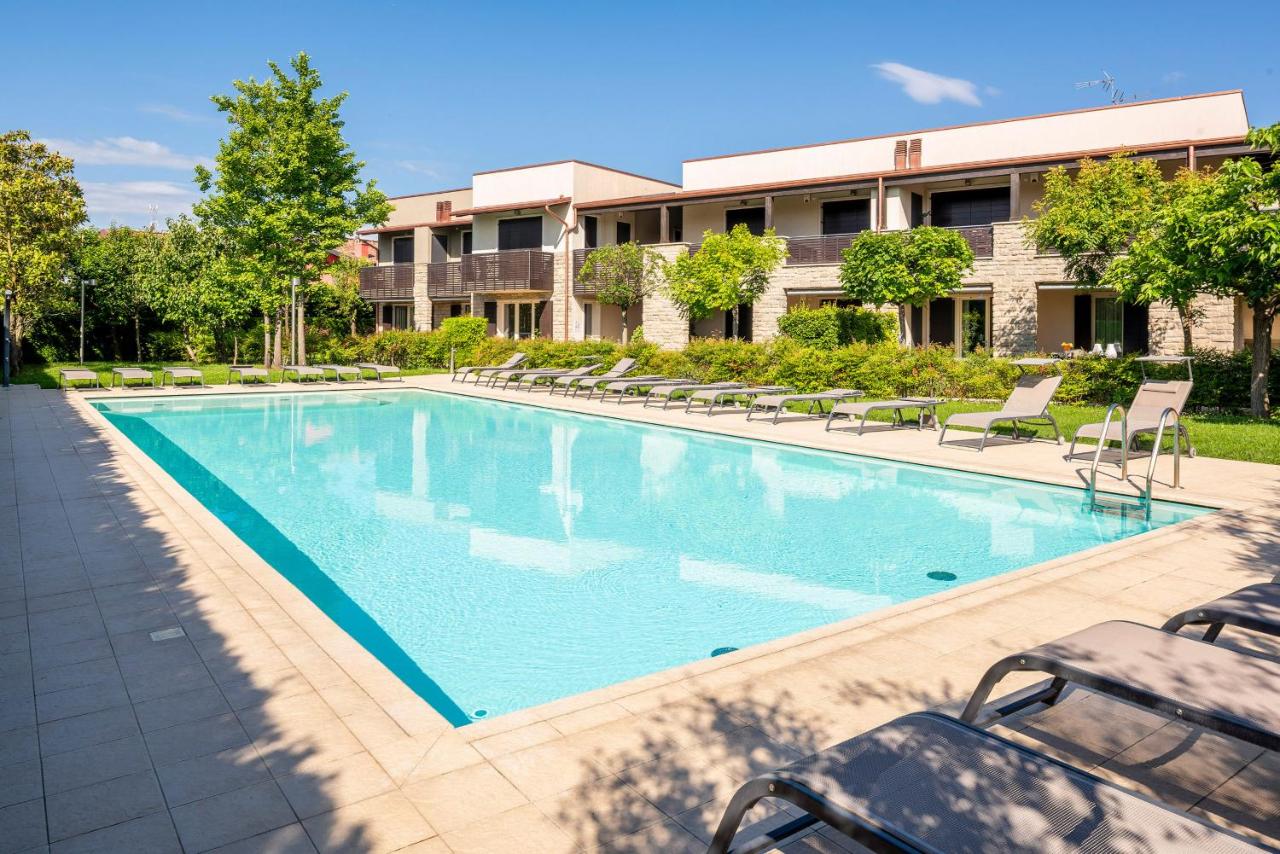 Apartment Incanto del Lago - hotels in Cavaion Veronese Lake Garda