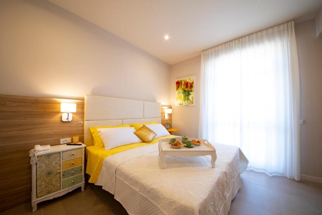 Apart-Hotel la Rocchetta - accommodation in Padenghe sul Garda Lake Garda