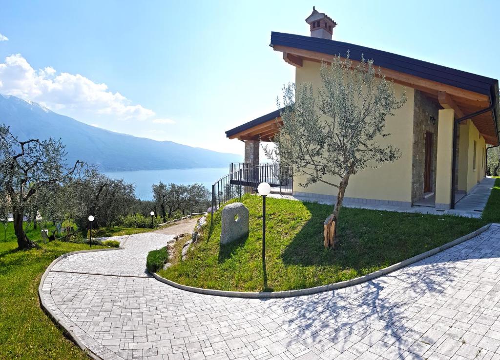 Appartamenti Villa Vagne by Gardadomusmea - holiday apartments in Tremosine sul Garda Lake Garda