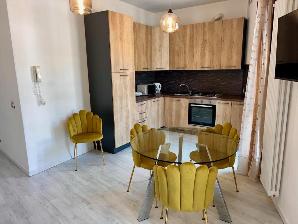 Appartamento al Castello - accommodation in Padenghe sul Garda Lake Garda