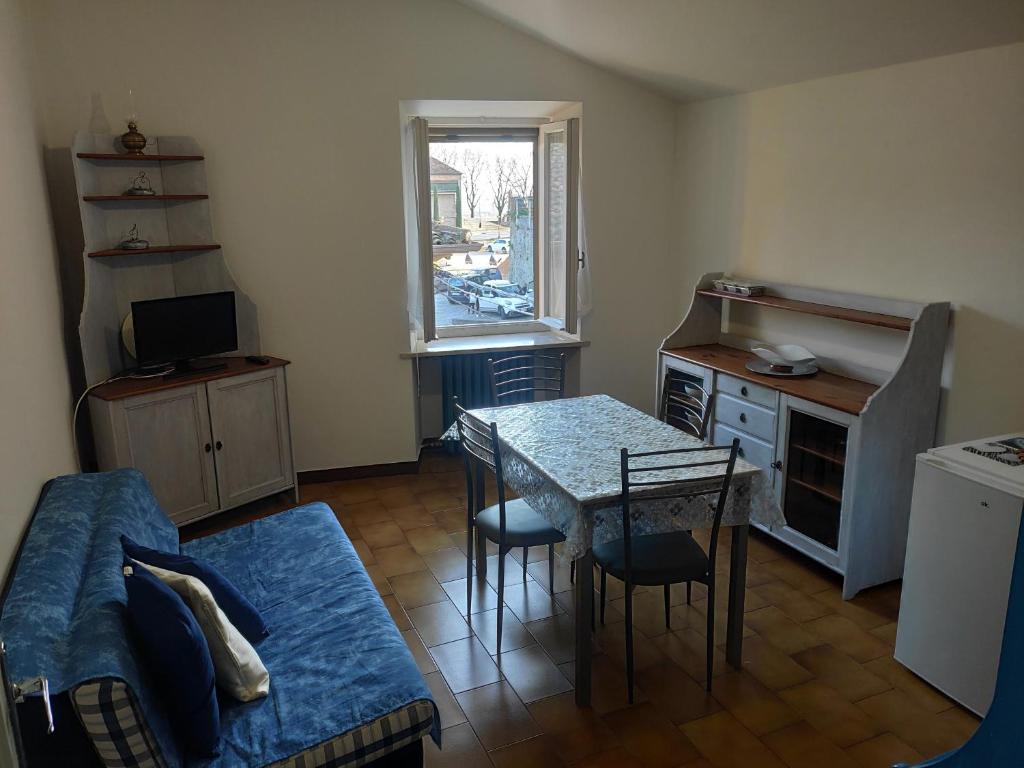 Attico piano secondo - holiday apartments in Volta Mantovana Lake Garda