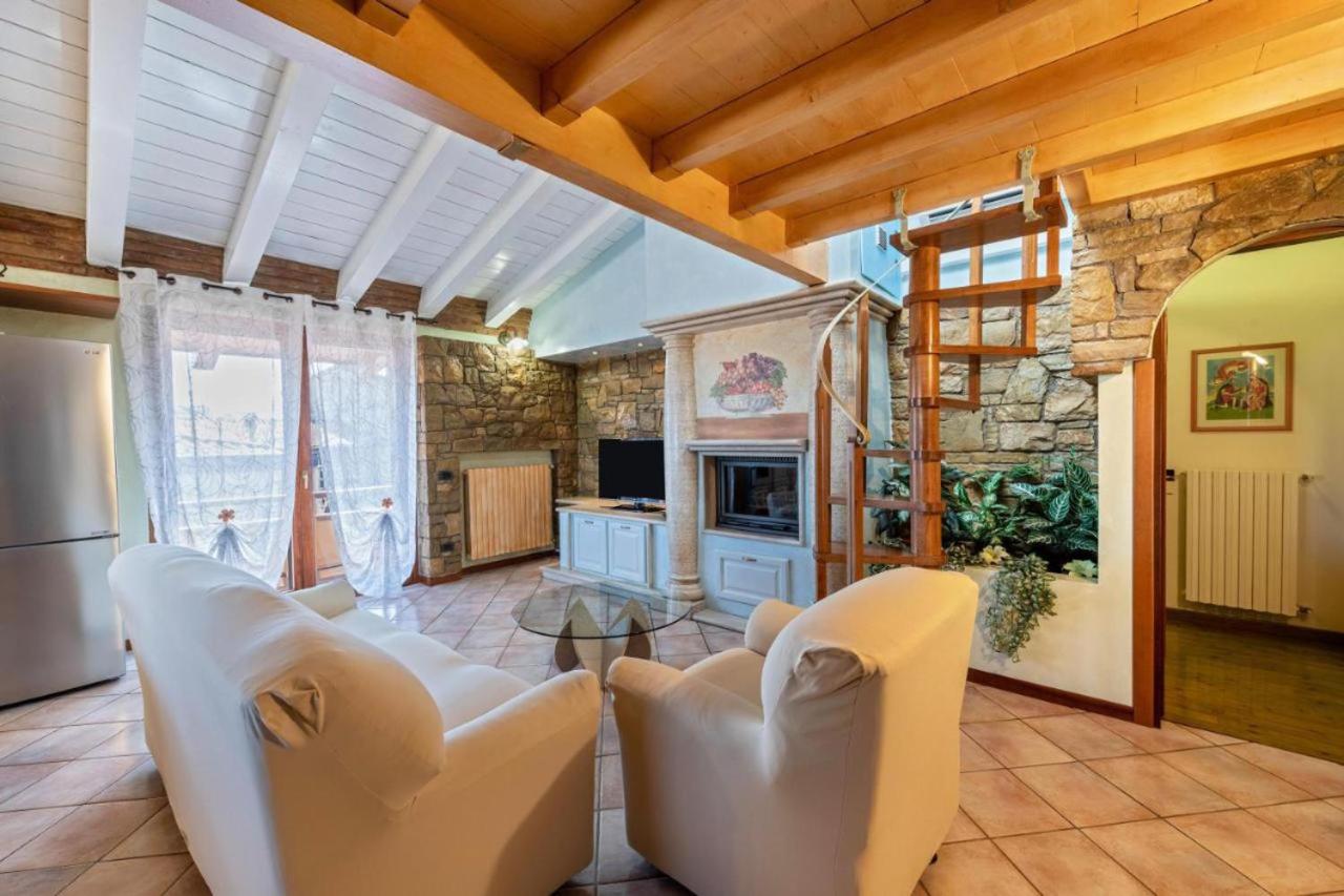 Casa Vacanze Baccolo - hotels in Polpenazze del Garda Lake Garda