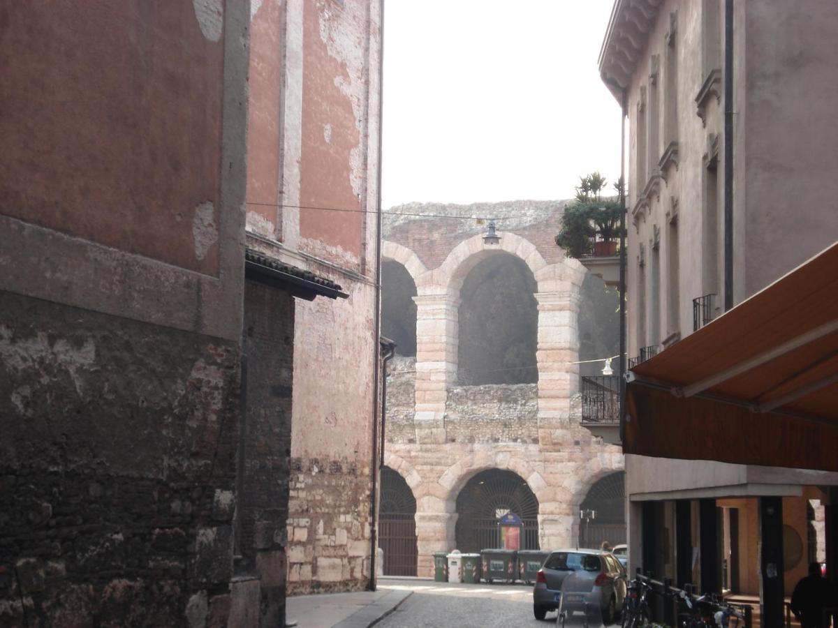 B&B Quo Vadis Arena - hotels in Verona Lake Garda