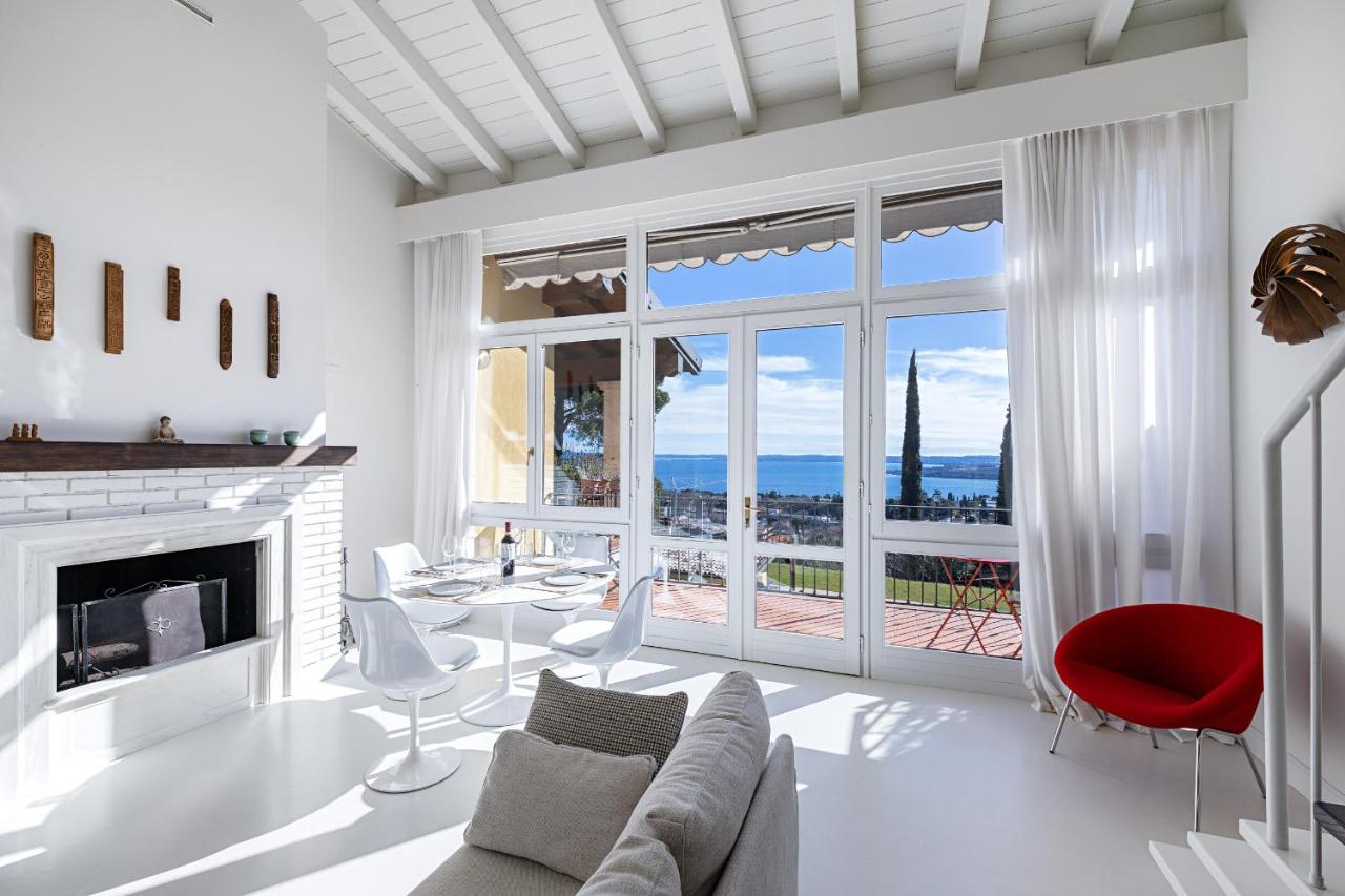Bellavista by Whale Homes - hotels in Padenghe sul Garda Lake Garda