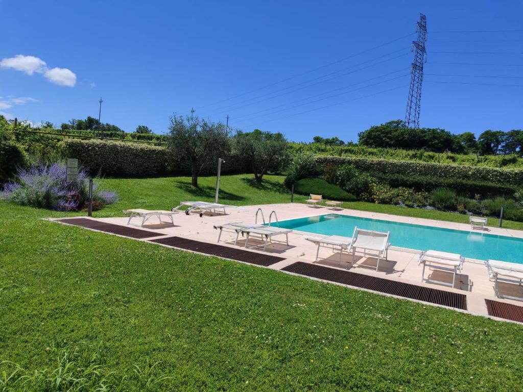 Borgo Fior di Vite - accommodation in Pastrengo Lake Garda