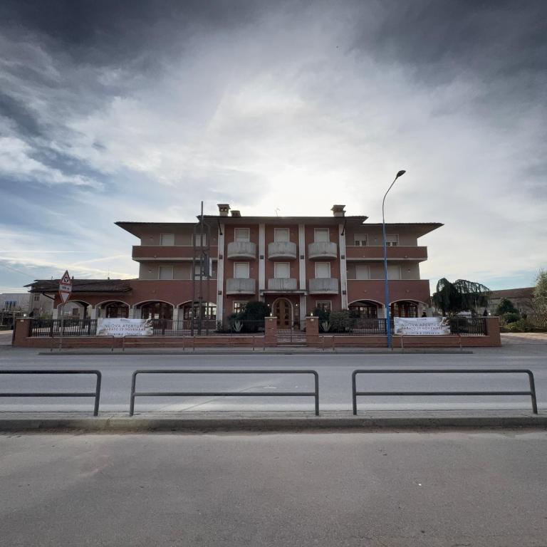 Hotel Bossini Food & Hospitality - 3 star hotels in Bedizzole Lake Garda