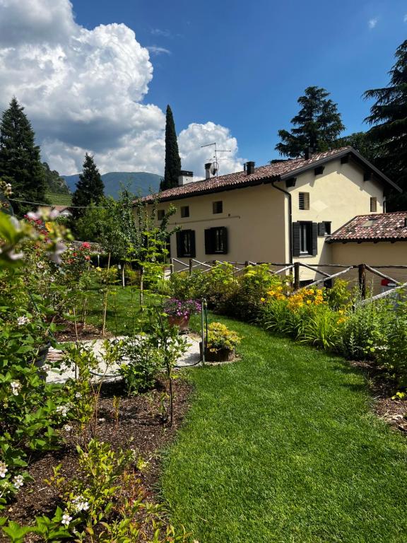 B&B Ca'rina - bed and breakfast in Rovereto Lake Garda