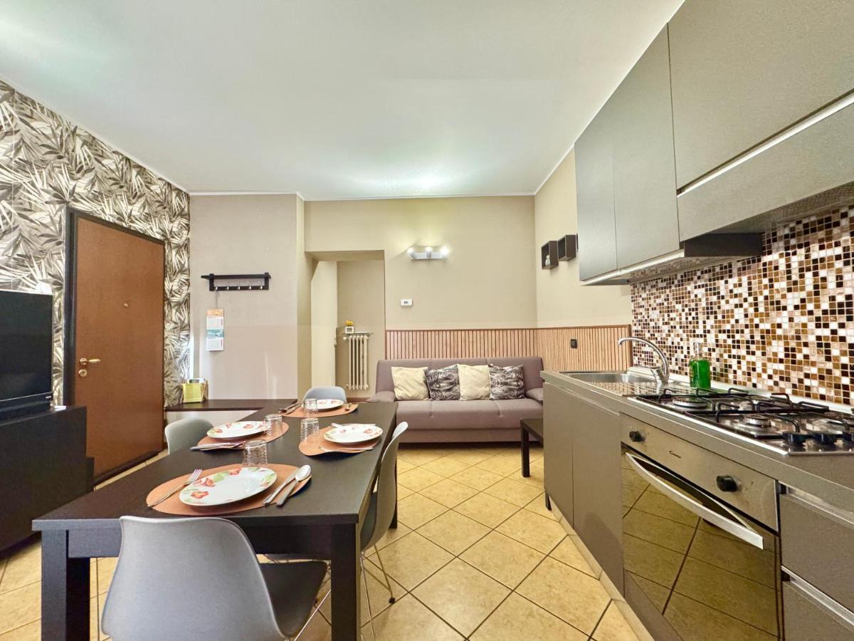 CASA DI MIRCO - AMPIO E MODERNO BILOCALE - hotels in Castenedolo Lake Garda