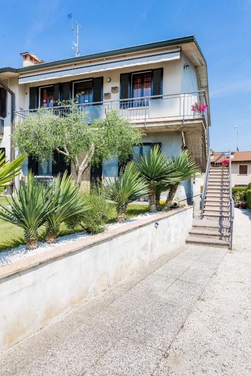 Casa Rosa & Luisa - holiday apartments in Pozzolengo Lake Garda