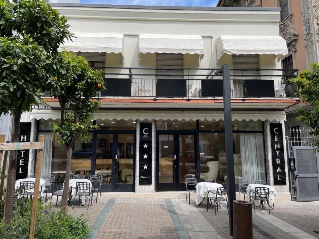 Hotel Central Giacomini - 3 star hotels in Salò Lake Garda