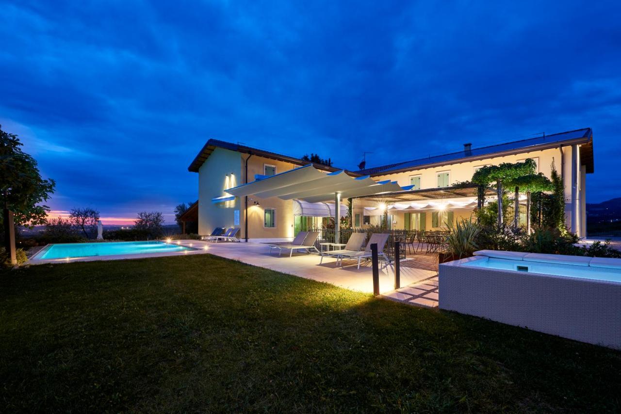 Country Resort Canova - hotels in Negrar di Valpolicella Lake Garda