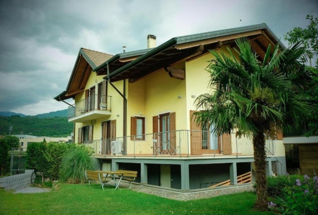 Countryhouse Verso - bed and breakfast in Rovereto Lake Garda