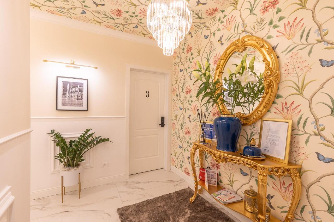 CRYS: Rooms - hotels in Verona Lake Garda