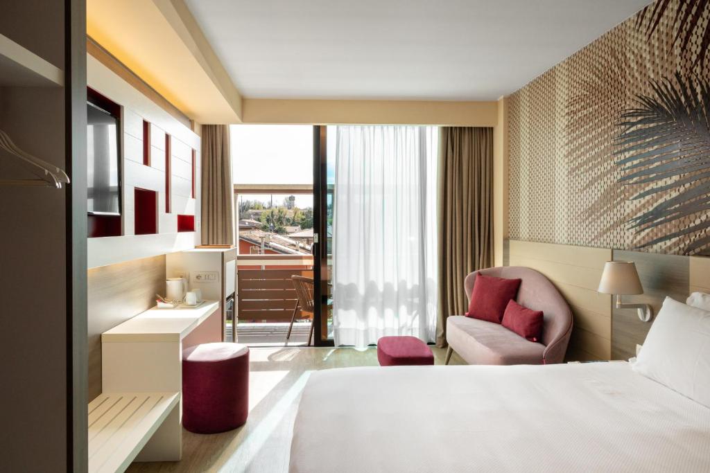 Enjoy Garda Hotel - accommodation in Peschiera del Garda Lake Garda