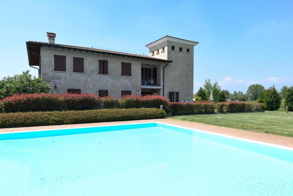Garda & Golf Apartment - holiday apartments in Pozzolengo Lake Garda