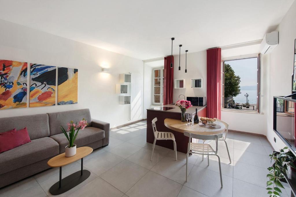Gemhouse Rubino garda lake - holiday apartments in Gargnano Lake Garda