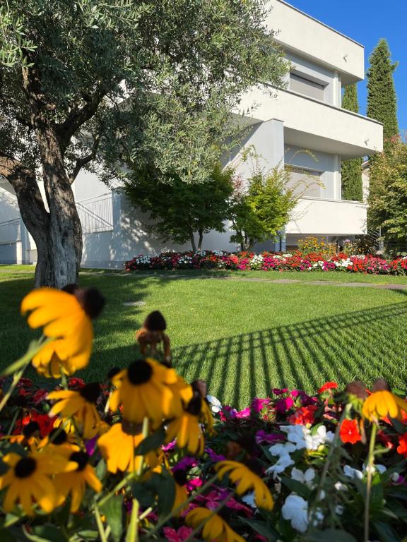 Giardino Segreto - accommodation in Peschiera del Garda Lake Garda
