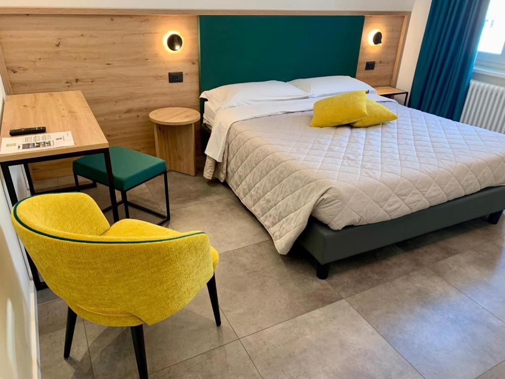 Hotel Alla Perla - 3 star accommodation in Lago di Ledro Lake Garda