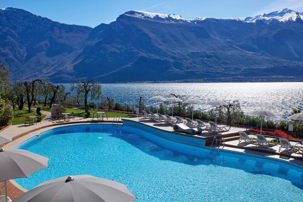 Hotel Atilius - 3 star accommodation in Limone sul Garda Lake Garda