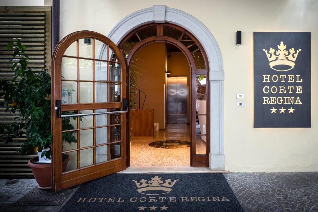Hotel Corte Regina - 3 star accommodation in Sirmione Lake Garda