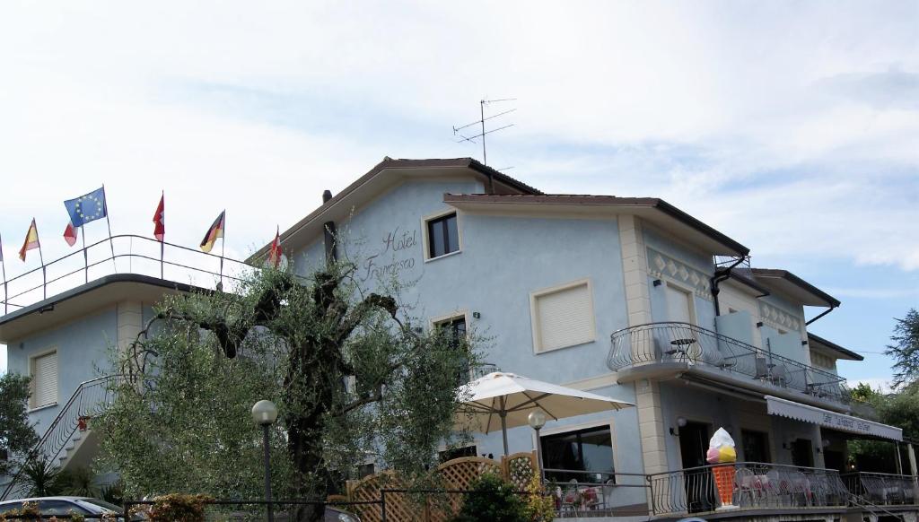 Hotel Francesco - 3 star accommodation in Padenghe sul Garda Lake Garda