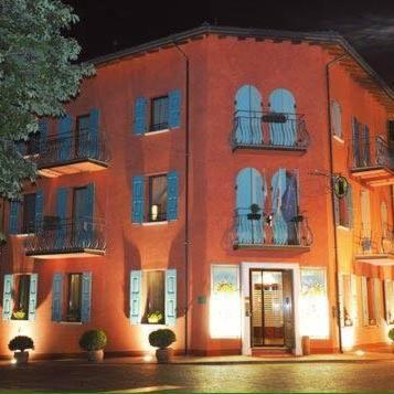 Hotel La Spia DItalia - 3 star accommodation in Solferino Lake Garda