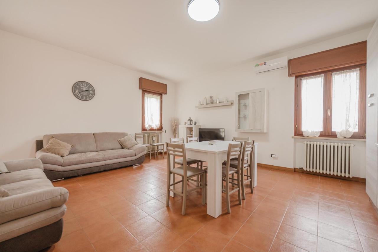 La Fenice Private Gardent Free - hotels in Rivoli Veronese Lake Garda