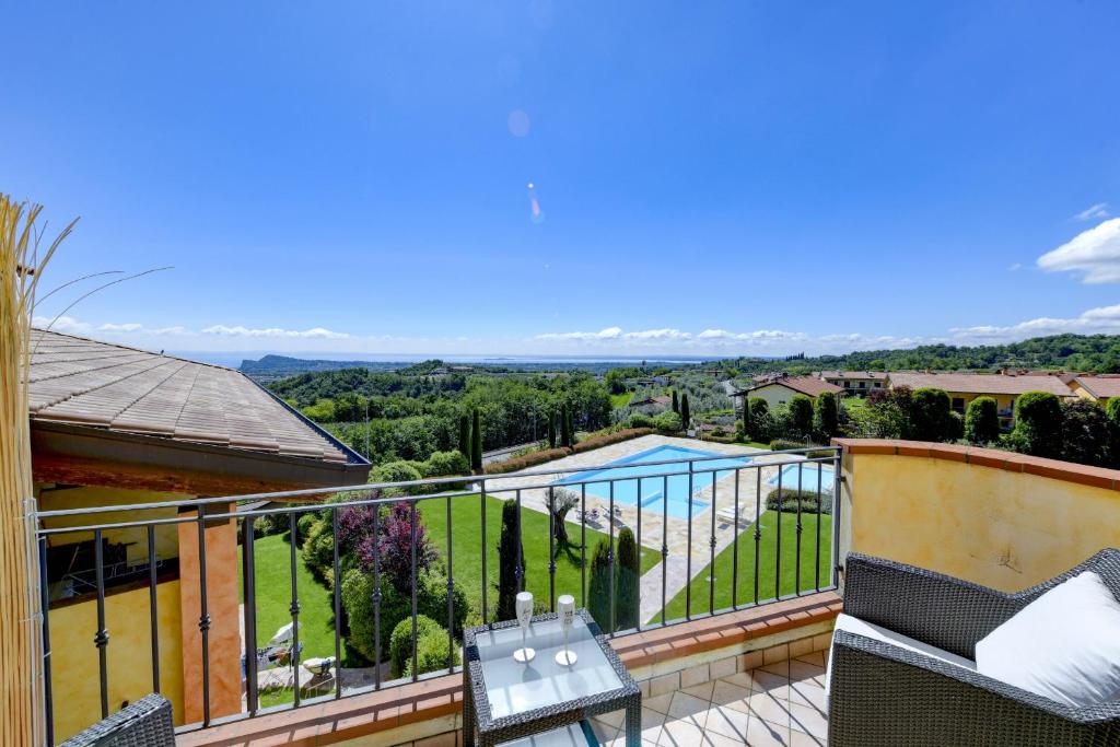 La Torretta by Garda FeWo - holiday apartments in Puegnago del Garda Lake Garda