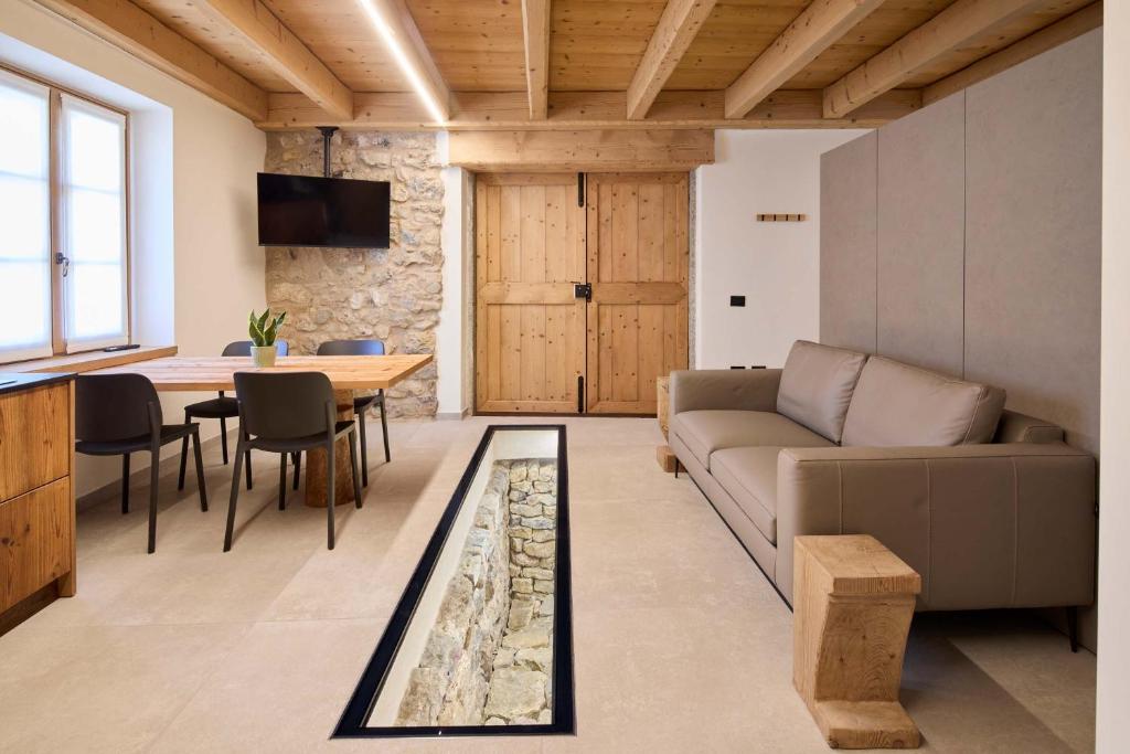 Le radici del borgo 1 - holiday apartments in Tenno Lake Garda