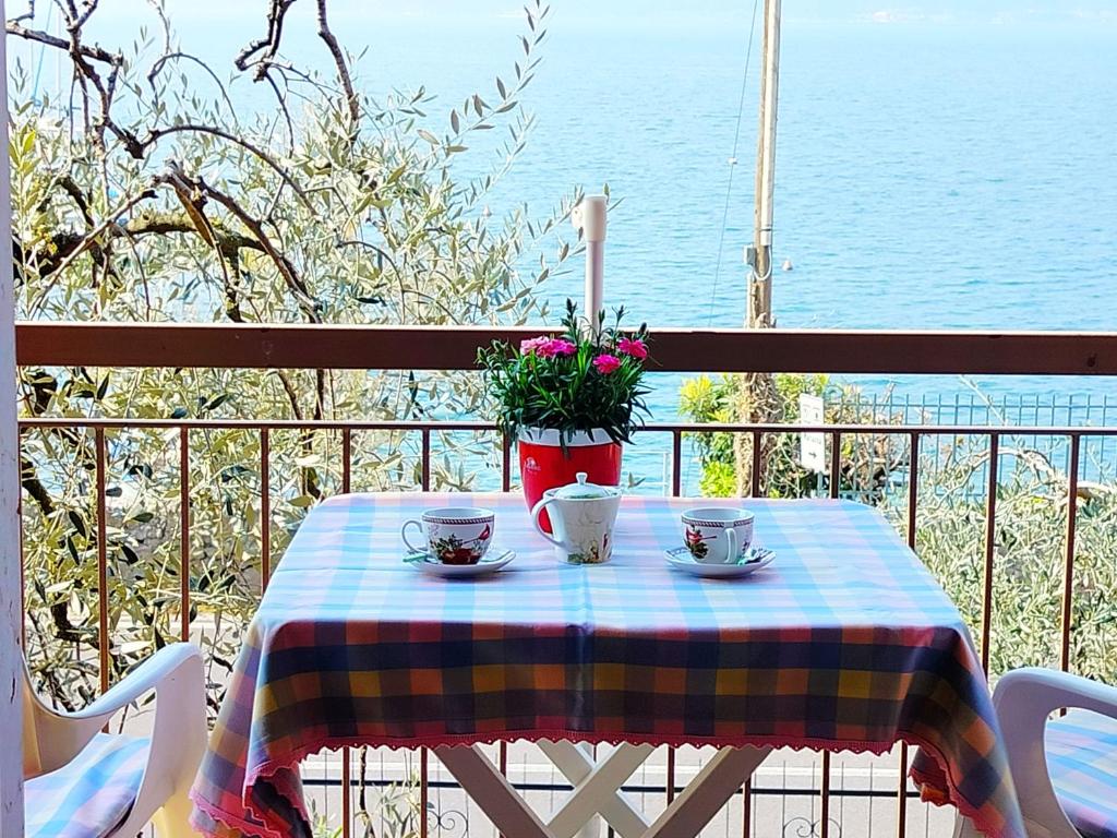 Lorena house - holiday apartments in Brenzone sul Garda Lake Garda