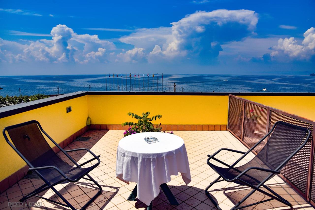 Hotel Ristorante Miralago - 3 star hotels in Garda Lake Garda