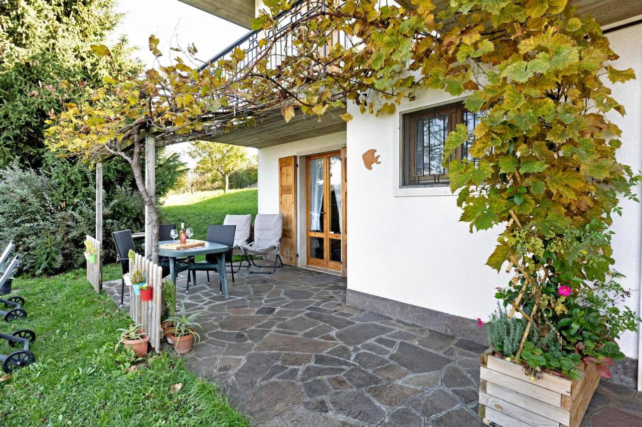Monoroom With Garden And Lake View - hotels in Torri del Benaco Lake Garda