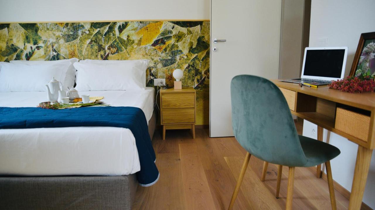 Nine Rooms Shared - hotels in Trento Lake Garda