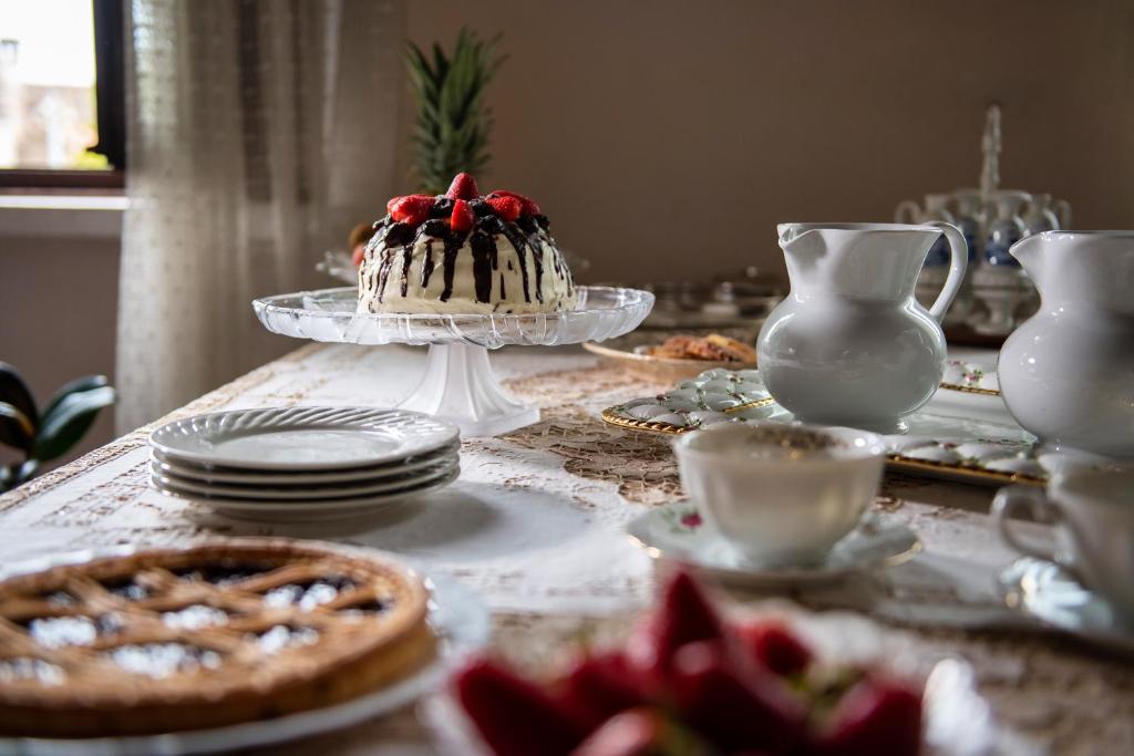 PALAZZO Bed and Breakfast - bed and breakfast in Montichiari Lake Garda