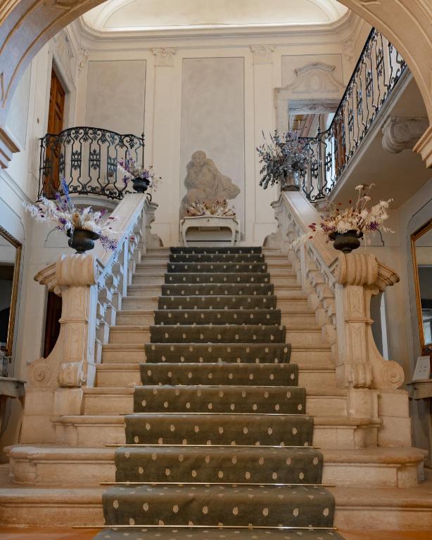 Palazzo Novello - 4 star accommodation in Montichiari Lake Garda