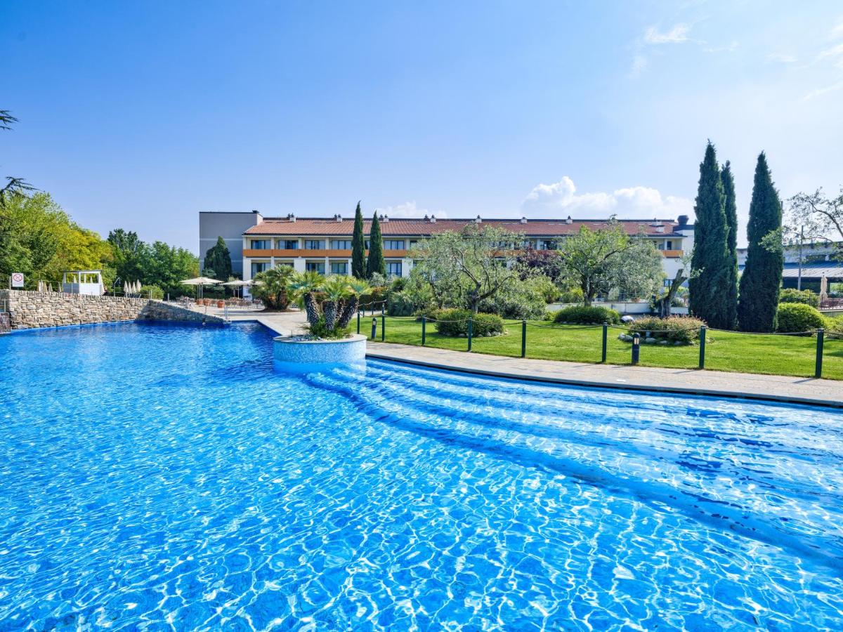 Parc Hotel - 4 star hotel in Peschiera del Garda Lake Garda