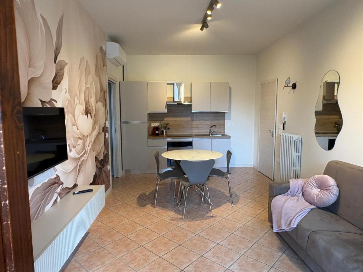 Peonia Apartment - hotels in Sirmione Lake Garda